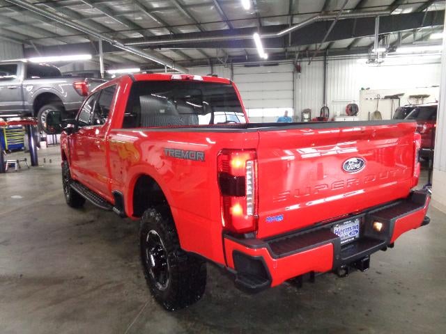 2027 Ford Super Duty F-250® Lariat®