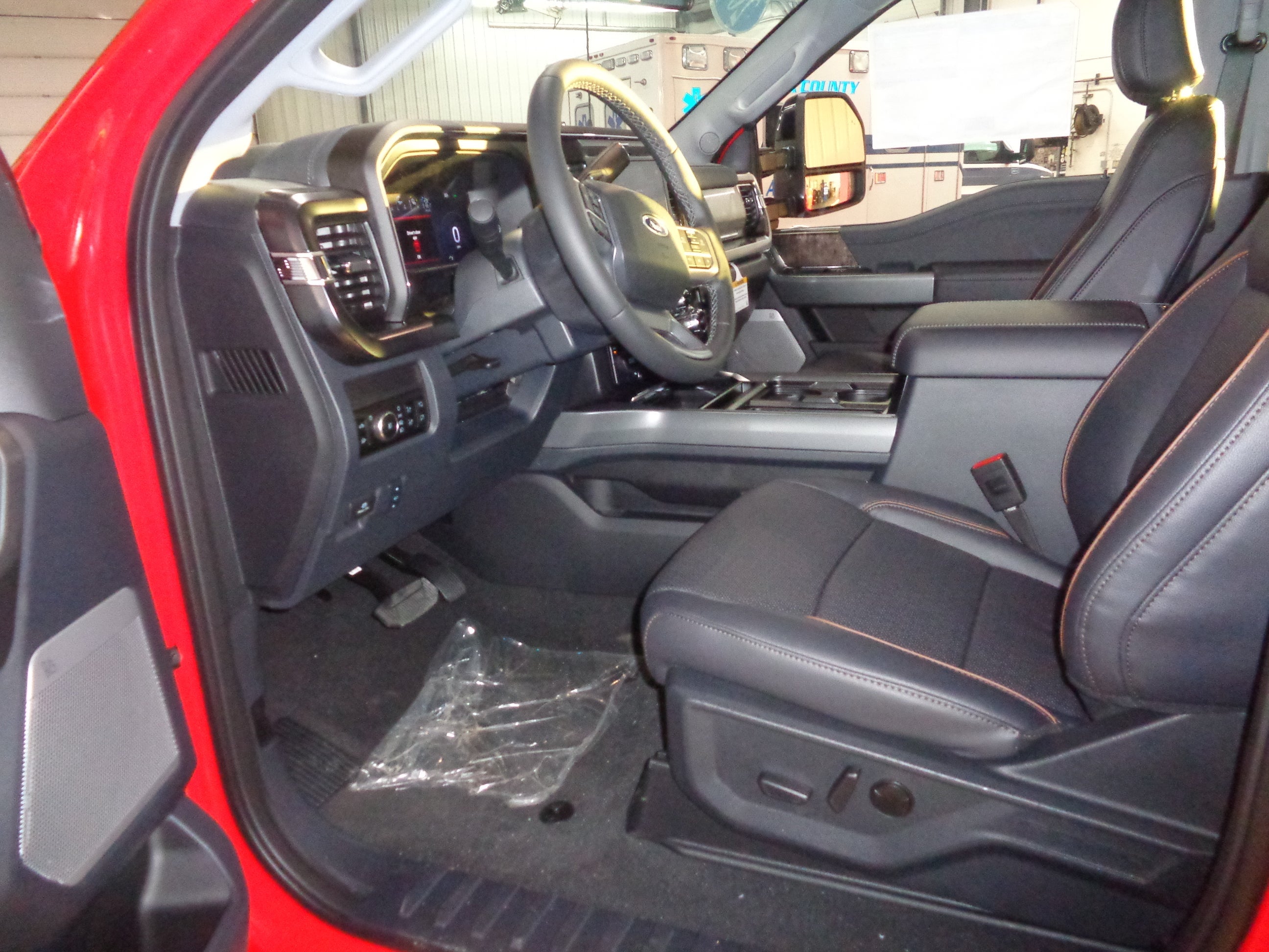 2026 Ford Super Duty F-250® Lariat®