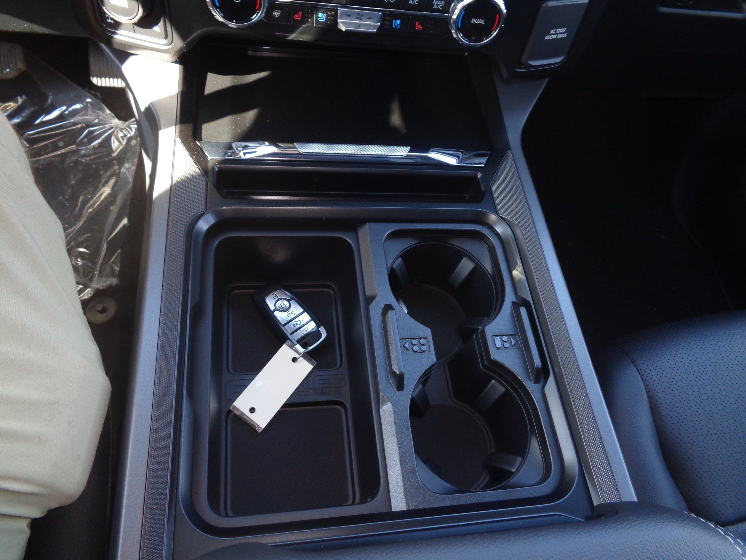 2026 Ford Super Duty F-350® Lariat®