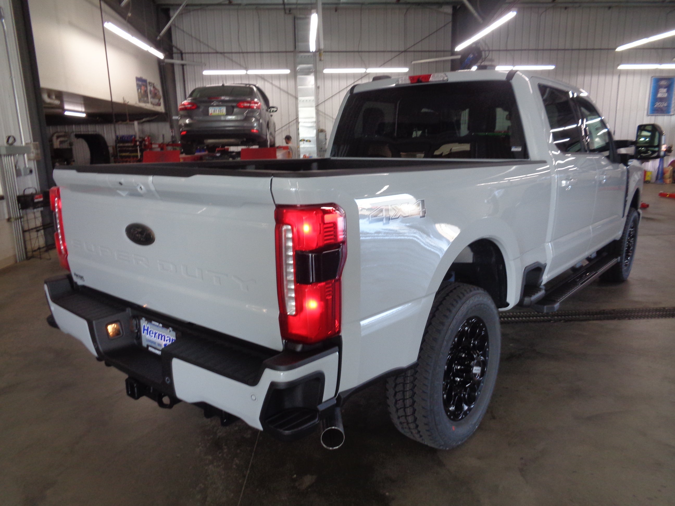 2026 Ford Super Duty F-350® Lariat®