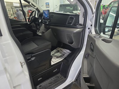 2023 Ford Transit Wagon Base
