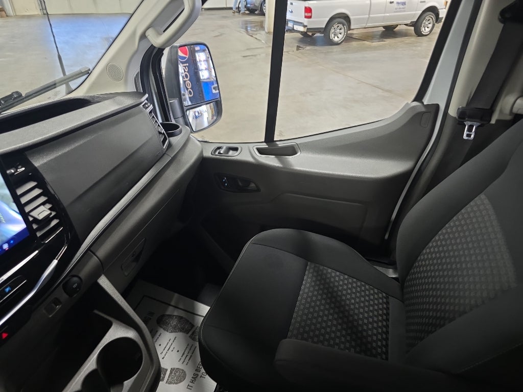 2023 Ford Transit Wagon Base