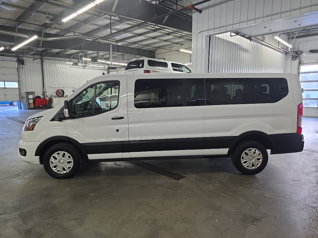 2023 Ford Transit Wagon Base