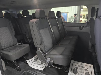 2023 Ford Transit Wagon Base