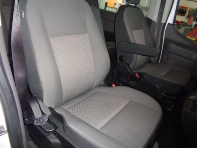2024 Ford Transit Wagon XLT