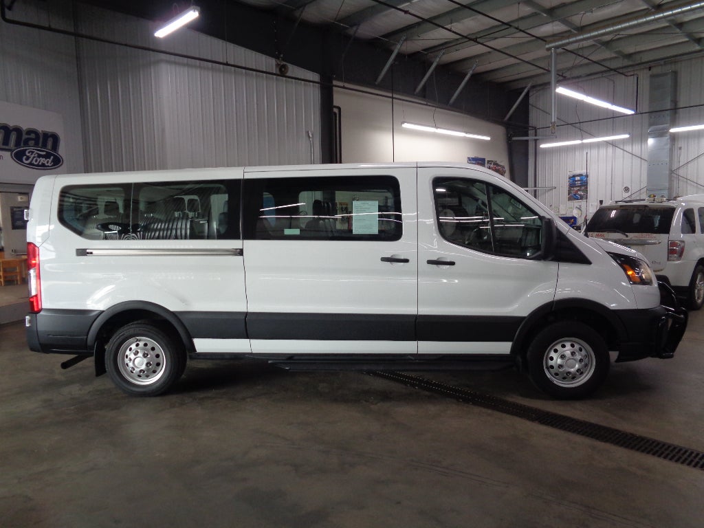 2023 Ford Transit Wagon XL
