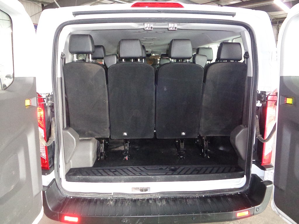2023 Ford Transit Wagon XL