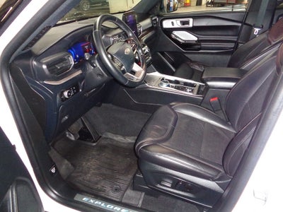 2023 Ford Explorer Platinum
