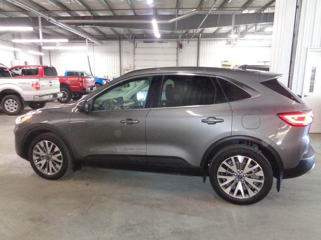 2022 Ford Escape Titanium