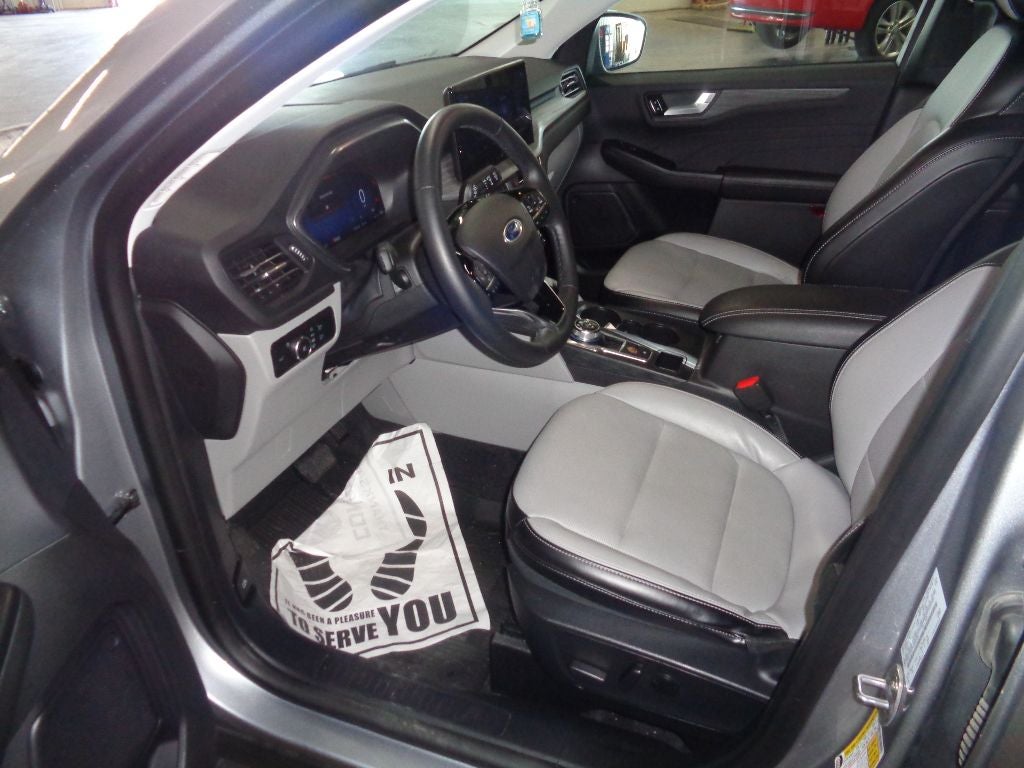 2024 Ford Escape Platinum