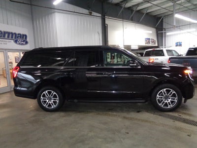 2025 Ford Expedition MAX Active