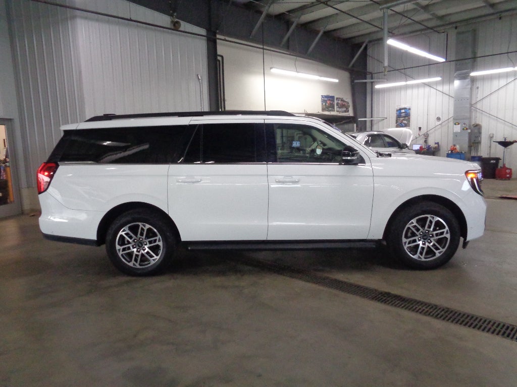 Used 2025 Ford Expedition Active with VIN 1FMJK1J87SEA44989 for sale in Luverne, Minnesota