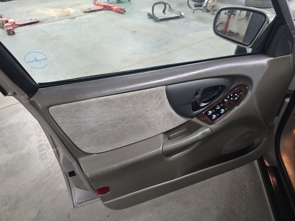 1997 Chevrolet Malibu LS