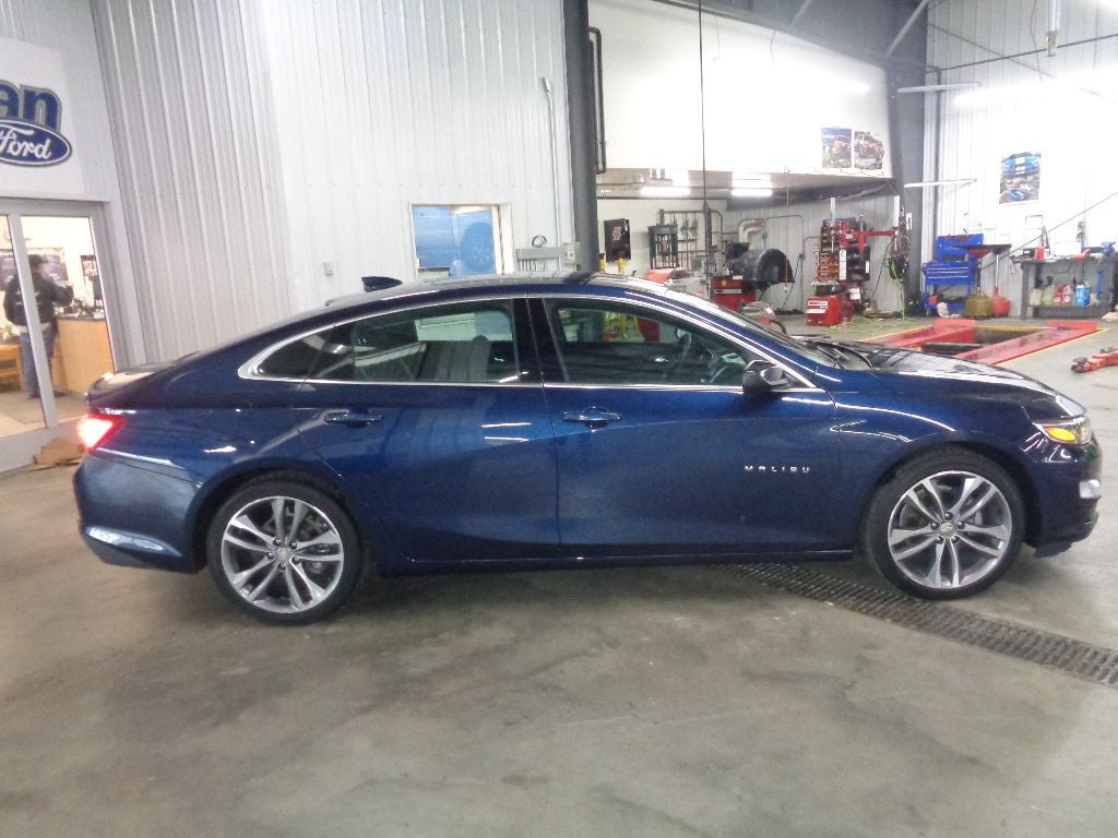 2022 Chevrolet Malibu LT (1LT)