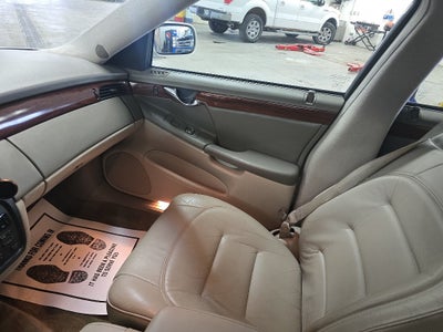 2003 Cadillac Deville Base