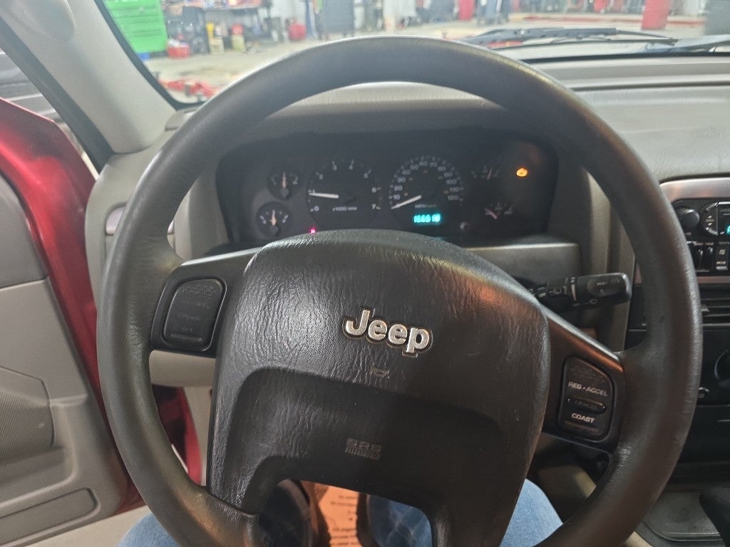 2002 Jeep Grand Cherokee Laredo