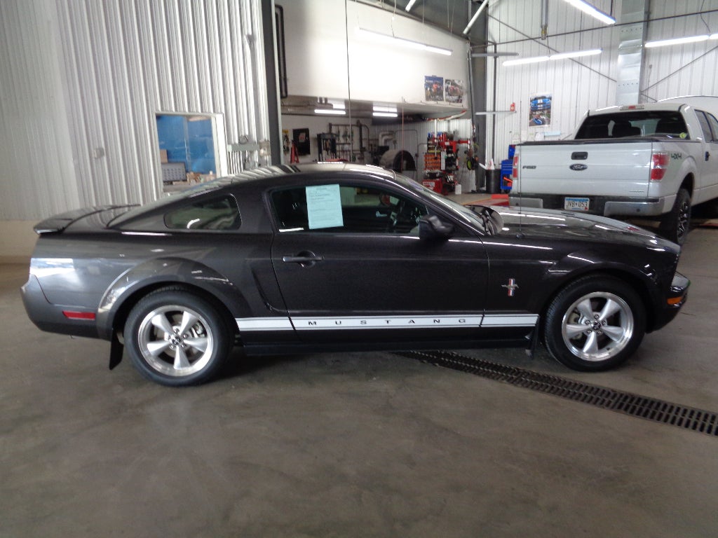2007 Ford Mustang Base