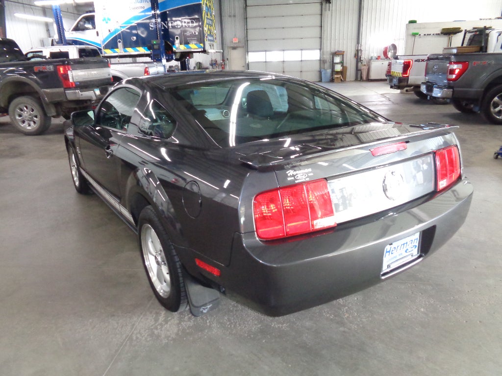 2007 Ford Mustang Base