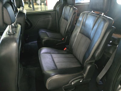 2014 Chrysler Town & Country S