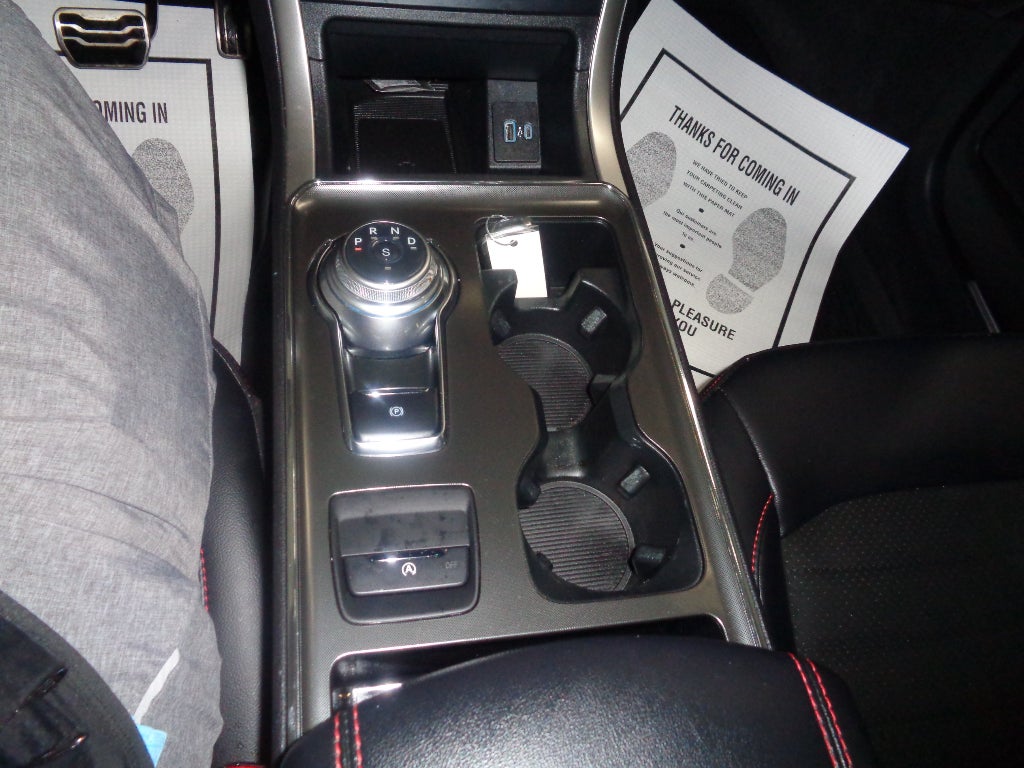 2024 Ford Edge ST-Line