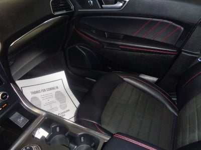 2024 Ford Edge ST-Line