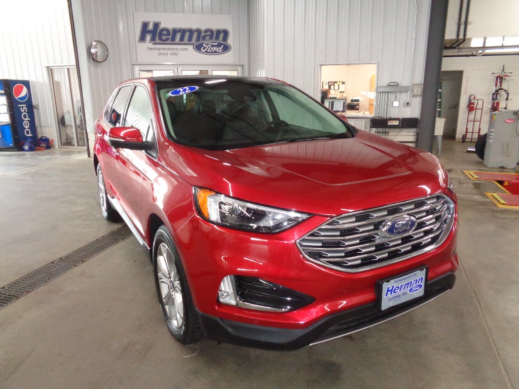 2022 Ford Edge Titanium
