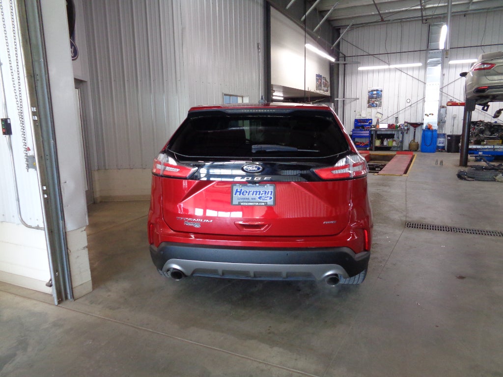 2021 Ford Edge Titanium