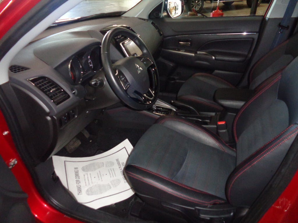 2025 Mitsubishi Outlander Sport Sport SE
